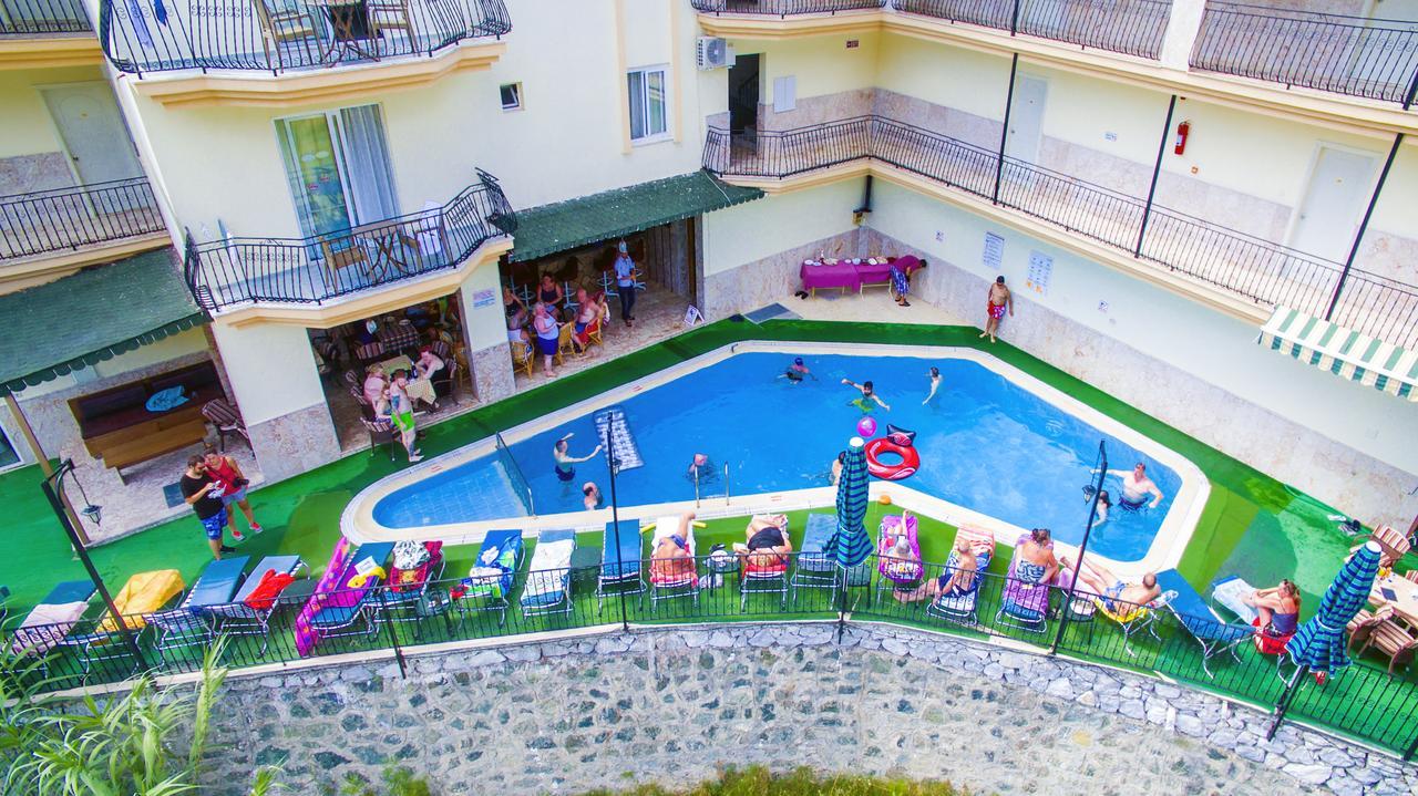 Ozlem 2 Apart Hotel Marmaris Exterior photo